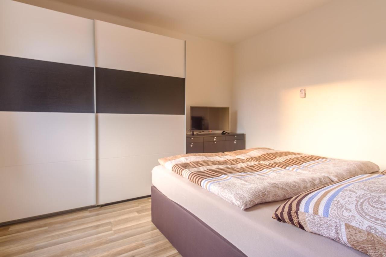 Ferienwohnung Agerblick 3 Zimmer Mit Kueche, 83M2 Lenzing Buitenkant foto